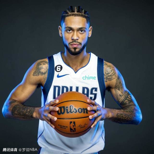 凯瑟琳的父亲，著名影星阿诺德·施瓦辛格也将成为外公。