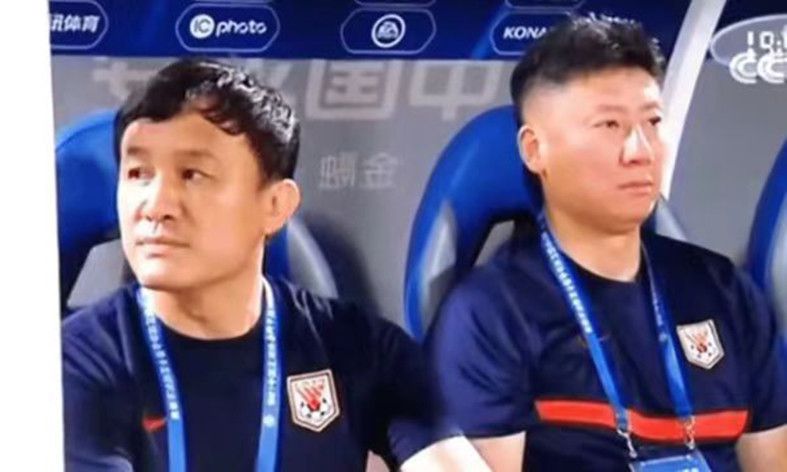 今后，山P将以单飞形式从事演出活动，锦户亮则专注于另外一支偶像组合“关8”的演出活动。