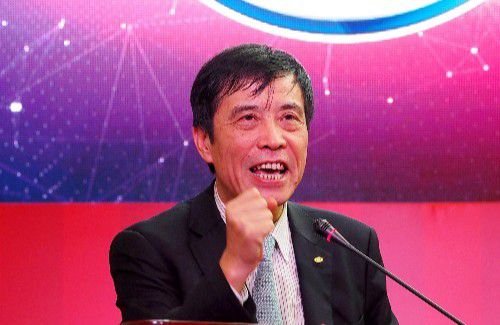 “麻瓜雅克布”丹·福勒加盟2025-04-02 《最后生还者》第二季曝角色海报 佩德罗直面镜头2025-03-25 《海贼王2》杀青！