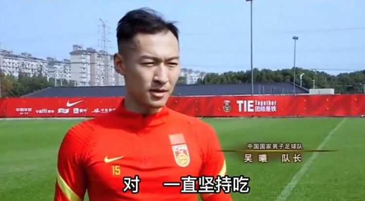 不知是否是因为最近婚事将近，进来凯蒂·佩里写真性感多变。