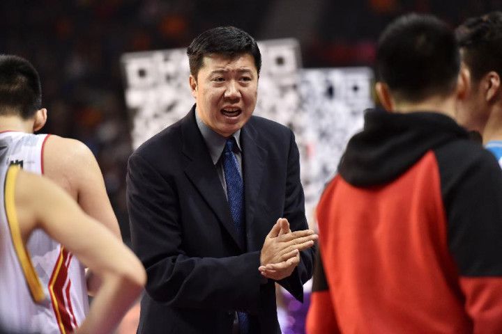 华人女星惊艳伦敦时装周 刘嘉玲优雅、Baby俏丽 2014-02-18 当地时间2月17日，2014伦敦时装周（秋冬）某品牌秀场上，刘嘉玲、Angelababy、桂纶镁三位华人女星亮相，刘嘉玲依旧优雅端庄，Angelababy活泼俏丽，桂纶镁则以中性造型个性现身，三人在 侯佩岑优雅现身伦敦时装周 “贝嫂”深V酷劲足 2013-09-17 当地时间9月16日，2014伦敦春夏时装周秀场，侯佩岑白裙现身显优雅大方，全度妍穿小皮裙挥手露灿笑。