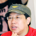 ”喻言的离开并非对家庭的抛弃，而是为了让自己更强大，进而以另一种方式与家人相互守望。